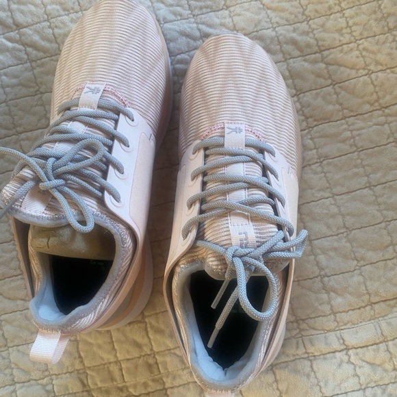 Kuru Atom - Superior Heel Comfort - 10 Wide - Compare to Hoka/Brooks - Picture 2 of 8